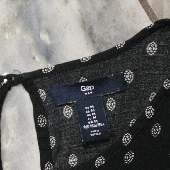 Gap Black/White Patterned Sleeveless Blouse Size Medium - Picture 6 of 6